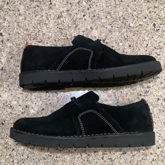Clarks Artisan Unstructured Featherweight Black Suede Slip On Shoe Size 6.5 - Picture 9 of 10